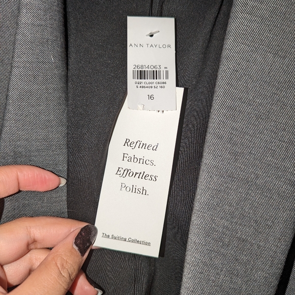 Ann Taylor Long One-Button Bi-Stretch Blazer NWT - Picture 6 of 9